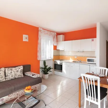 Apartamento With Sea View 02 Makarska